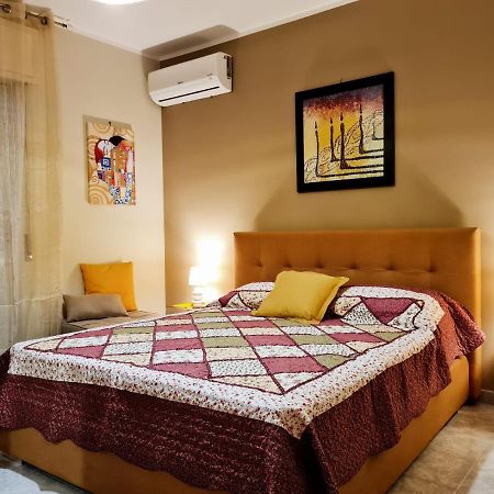 Casa Vacanze La Melagrana Модика Экстерьер фото